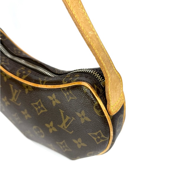✨SOLD✨ Vintage Louis Vuitton Croissant PM - Picture 5 of 13